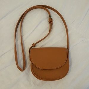 🔴Final Price! Forever 21 Small Tan Crossbody
